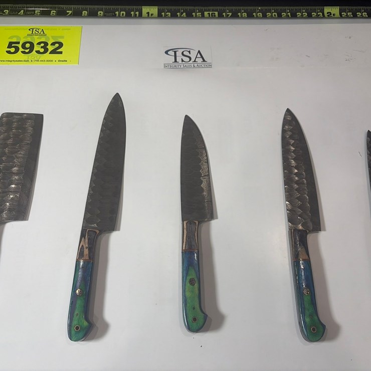 #5932 • (5) Unused Knives