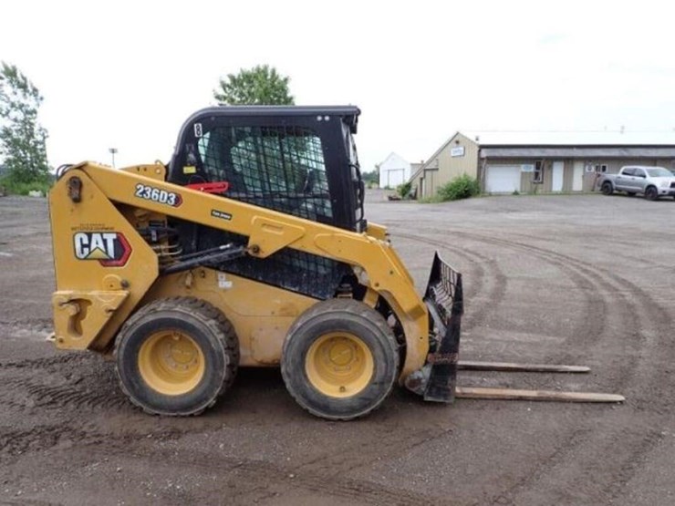 2022-caterpillar-236d3-image-4