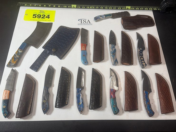 #5924-•-(10)-unused-knives-image-1