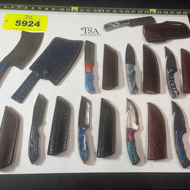 #5924 • (10) Unused Knives