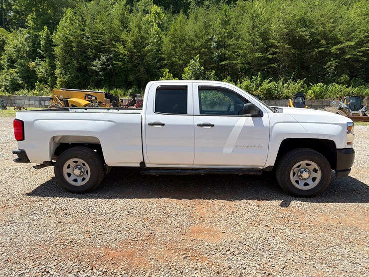 2019-chevrolet-silverado-1500-image-6