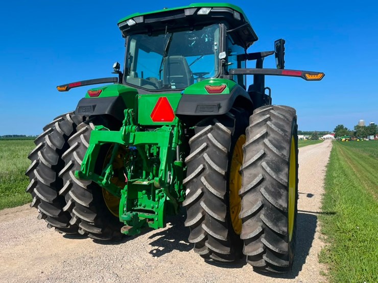 2023-john-deere-7r-210-image-8