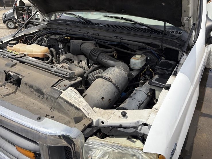 2001-ford-f350-image-7