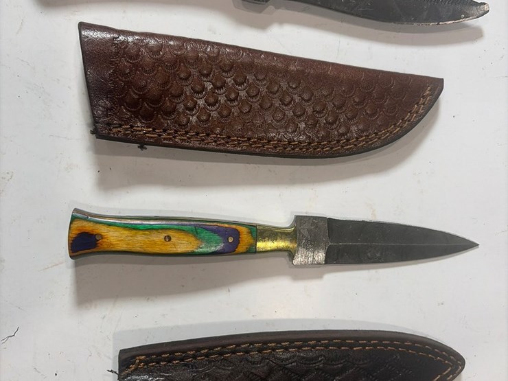 #5919-•-(9)-unused-knives-image-3