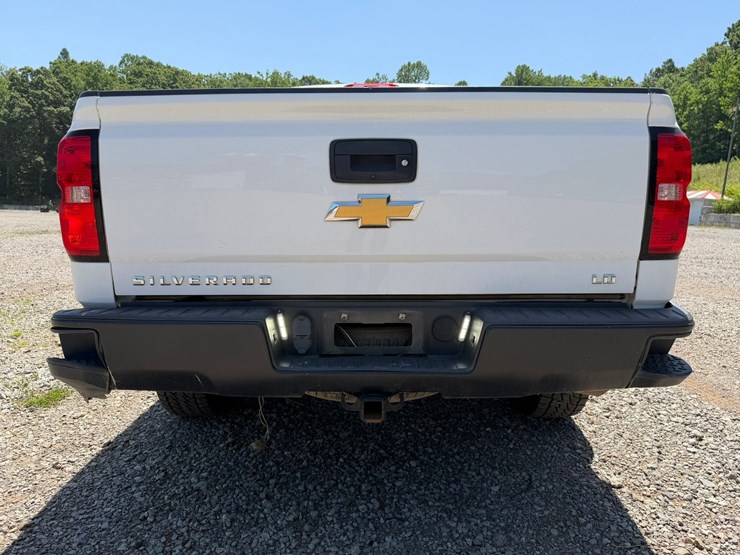 2019-chevrolet-silverado-1500-image-14