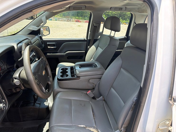 2016-chevrolet-silverado-1500-image-24