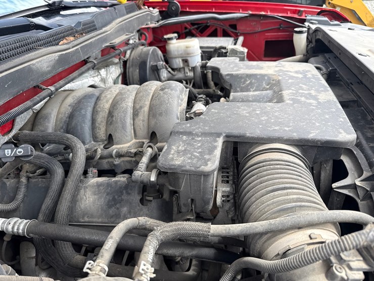 2015-chevrolet-1500-image-15