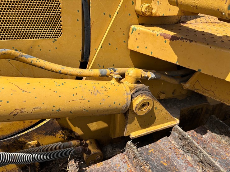 caterpillar-d5c-iii-image-49