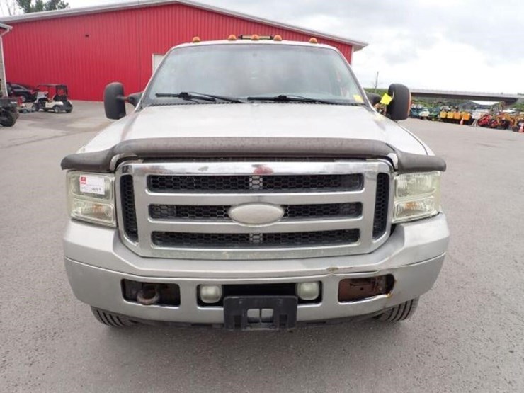 2007-ford-f350-xlt-image-2