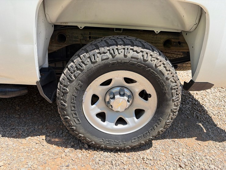 2019-chevrolet-silverado-1500-image-50