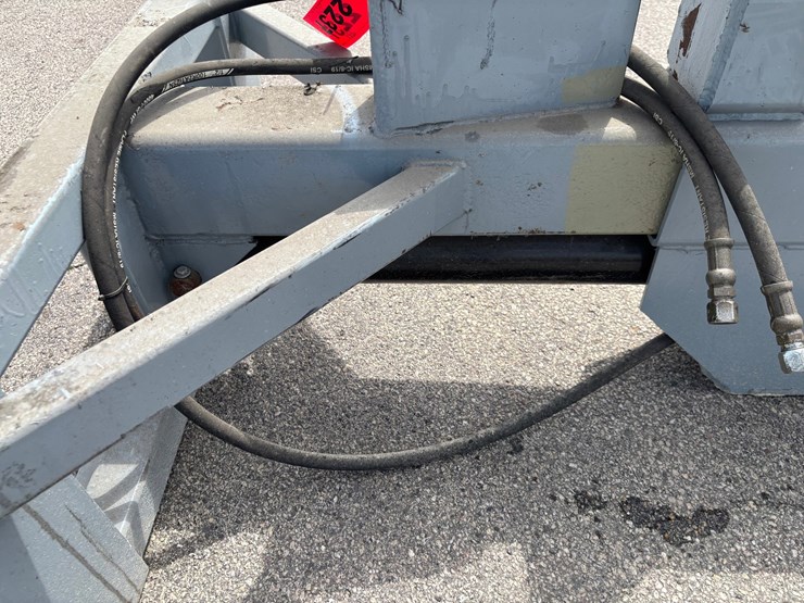 #2237-•-homemade-skid-steer-wood-splitter-image-9