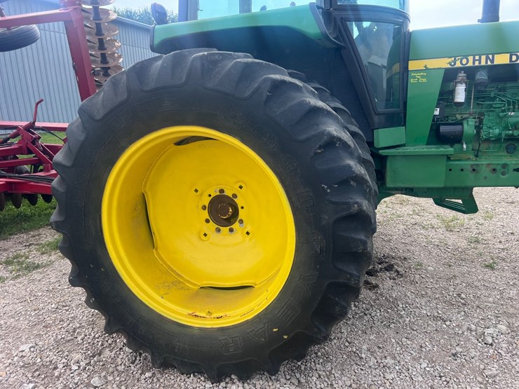john-deere-4450-image-39