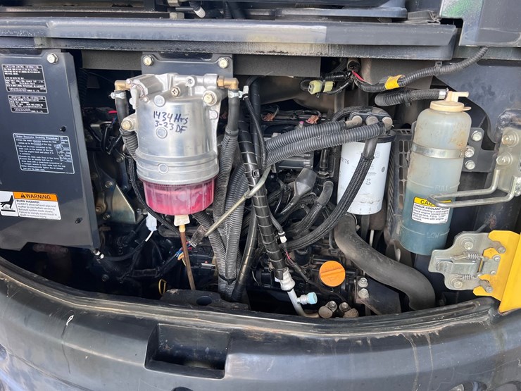 yanmar-vio50-6a-image-33
