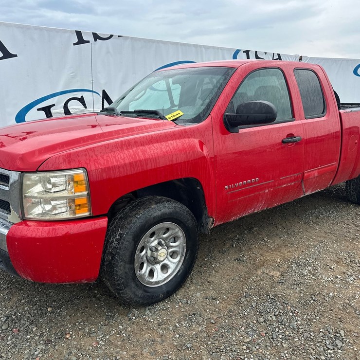 2011 CHEVROLET 1500
