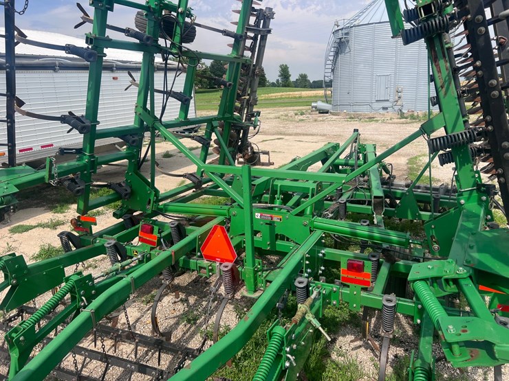 john-deere-726-image-15