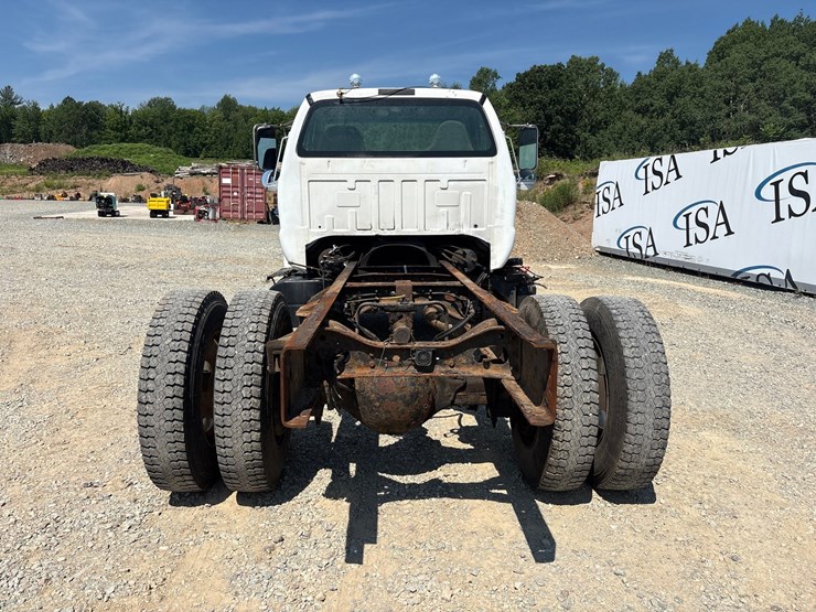 ford-f750-image-4