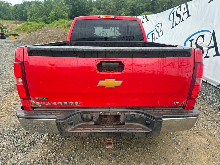 2011-chevrolet-1500-image-4