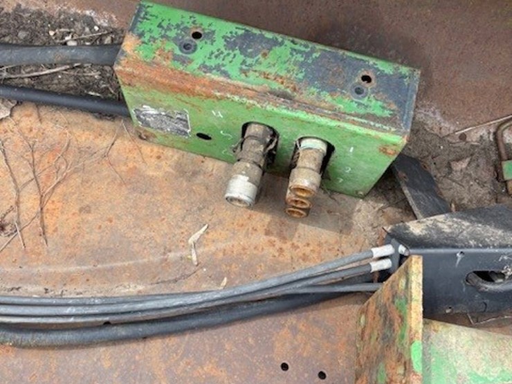 john-deere-265-image-12