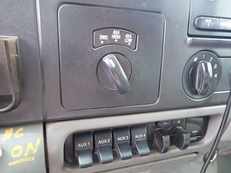 2007-ford-f350-xlt-image-18