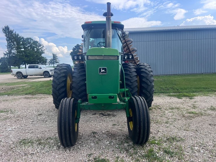 john-deere-4450-image-31