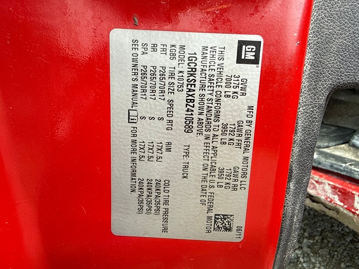 2011-chevrolet-1500-image-56