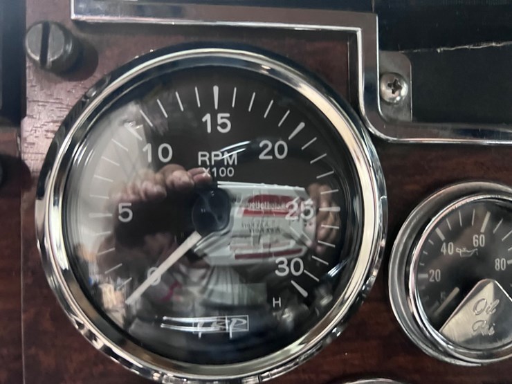 peterbilt-379-image-62