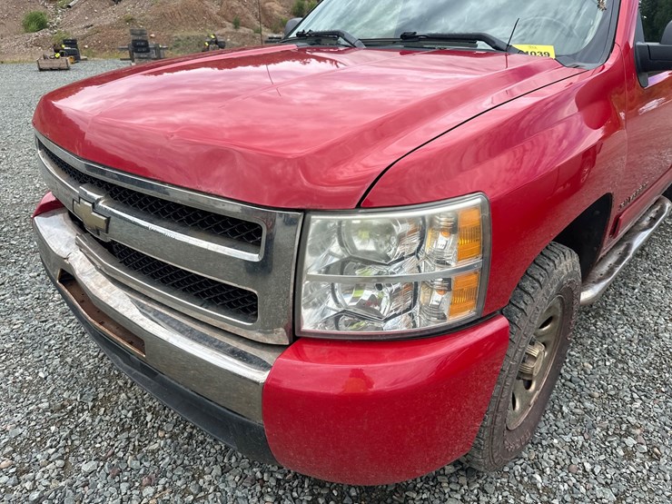 2011-chevrolet-1500-image-9