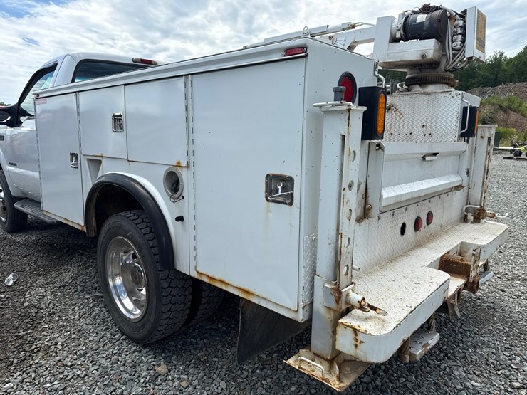 2001-ford-f450-image-24