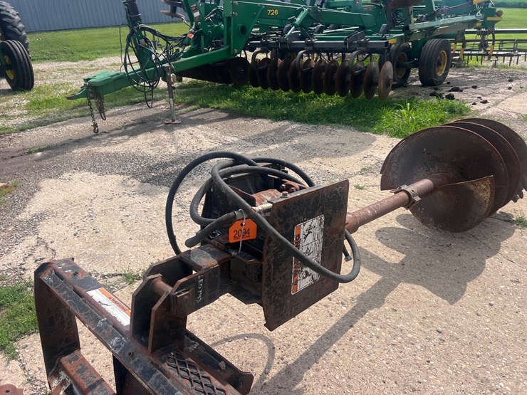 #2094-•-skid-steer-hydraulic-post-hole-digger-image-1