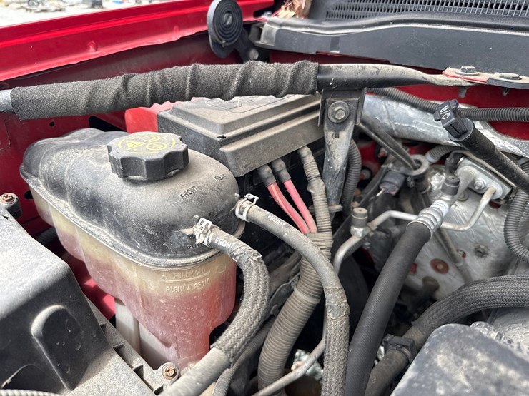 2015-chevrolet-1500-image-13
