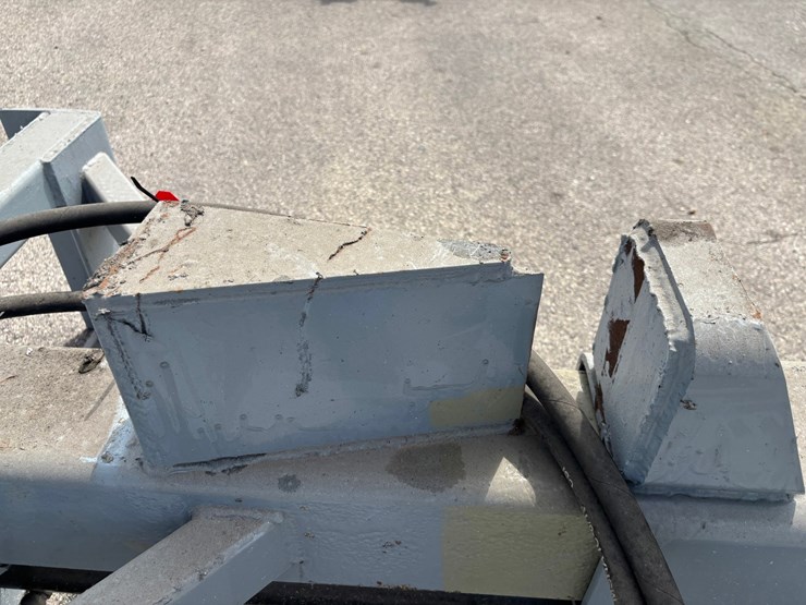 #2237-•-homemade-skid-steer-wood-splitter-image-10