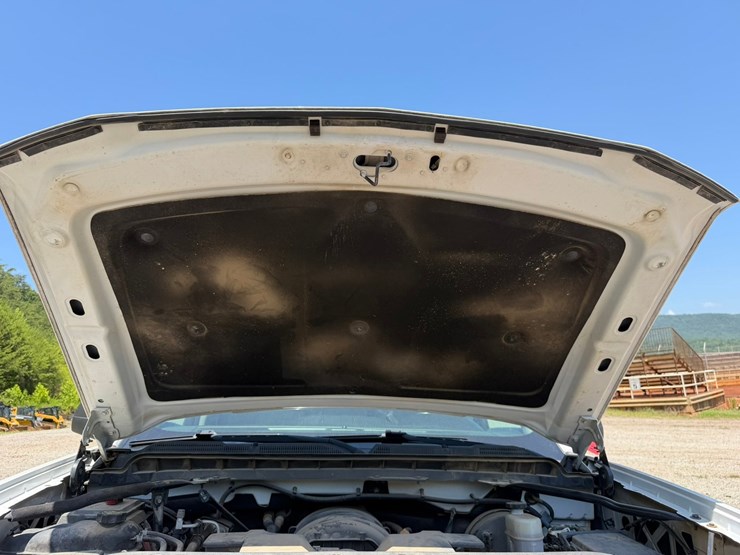 2019-chevrolet-silverado-1500-image-53