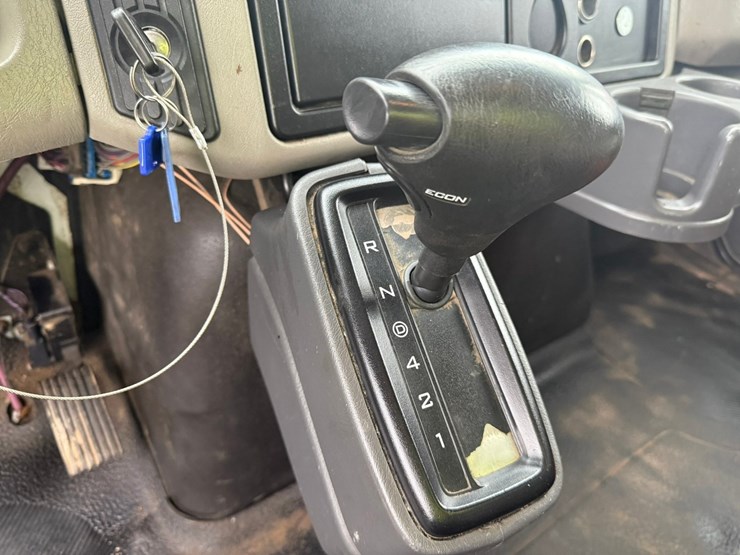 2011-international-durastar-4300-image-68