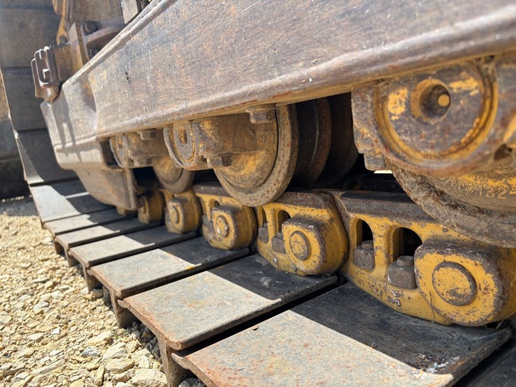 caterpillar-d5c-iii-image-83