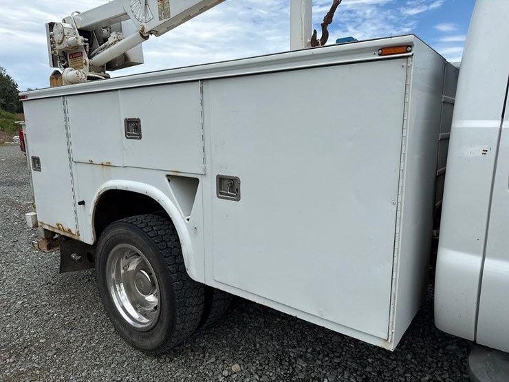 2001-ford-f450-image-35