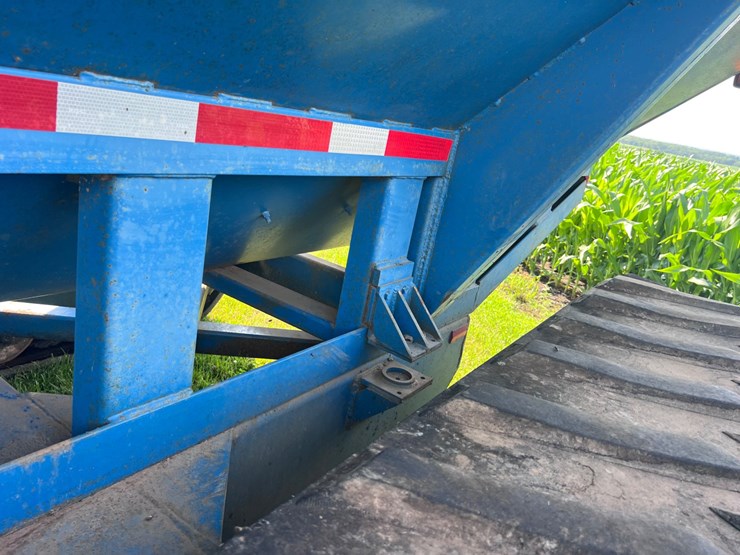 kinze-1040-image-17