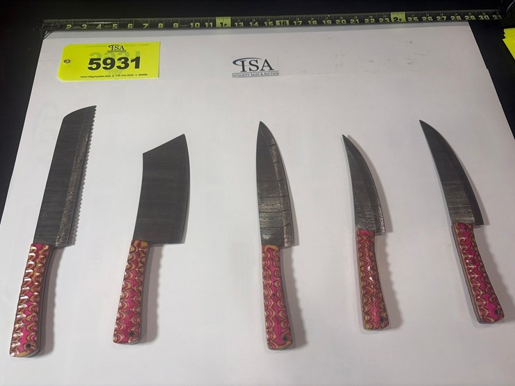 #5931-•-(5)-unused-knives-image-1