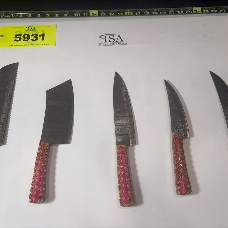 #5931 • (5) Unused Knives