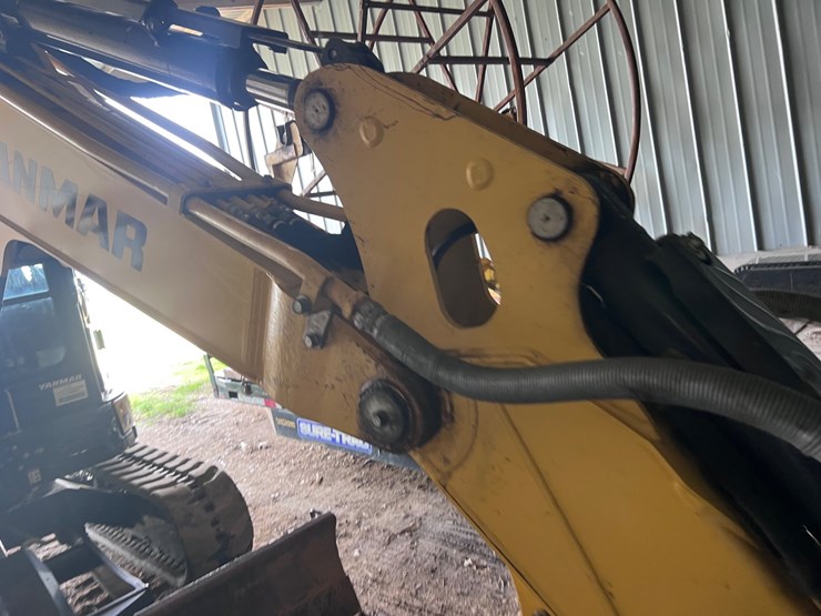 yanmar-vio50-6a-image-6