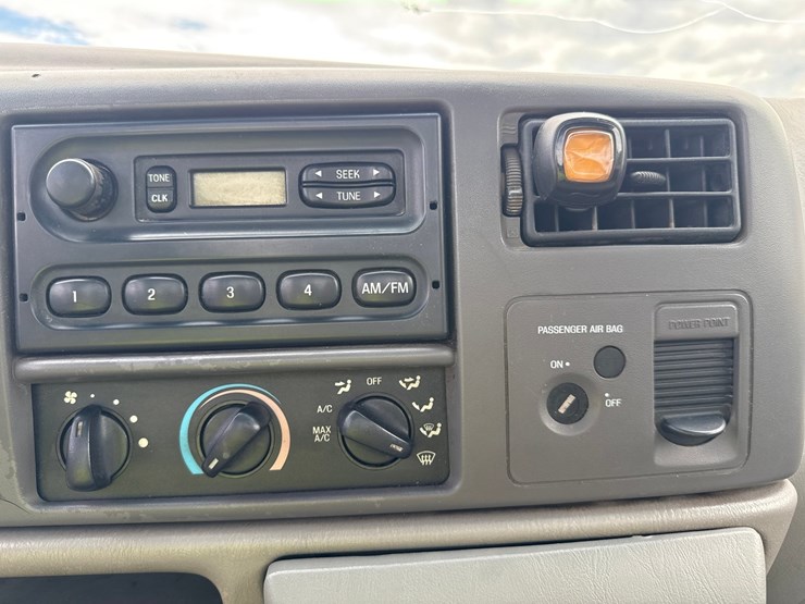2001-ford-f450-image-67