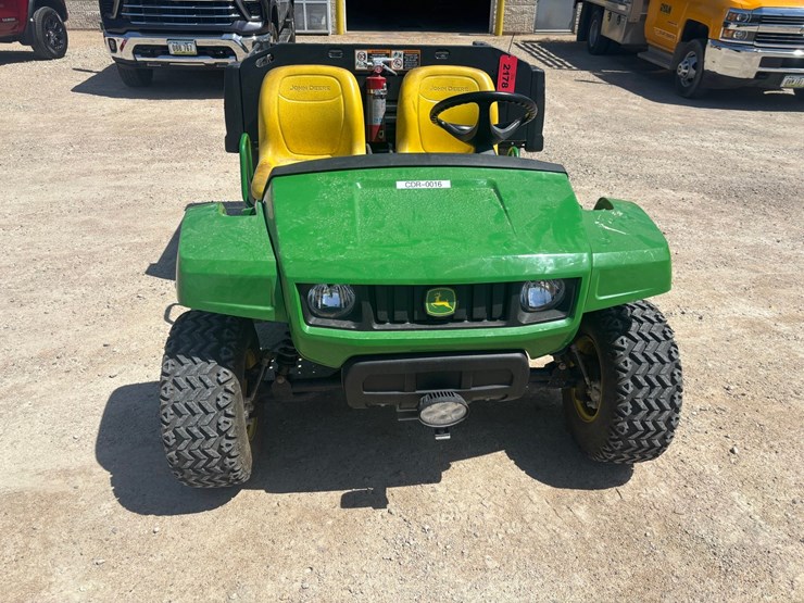 2016-john-deere-gator-image-7