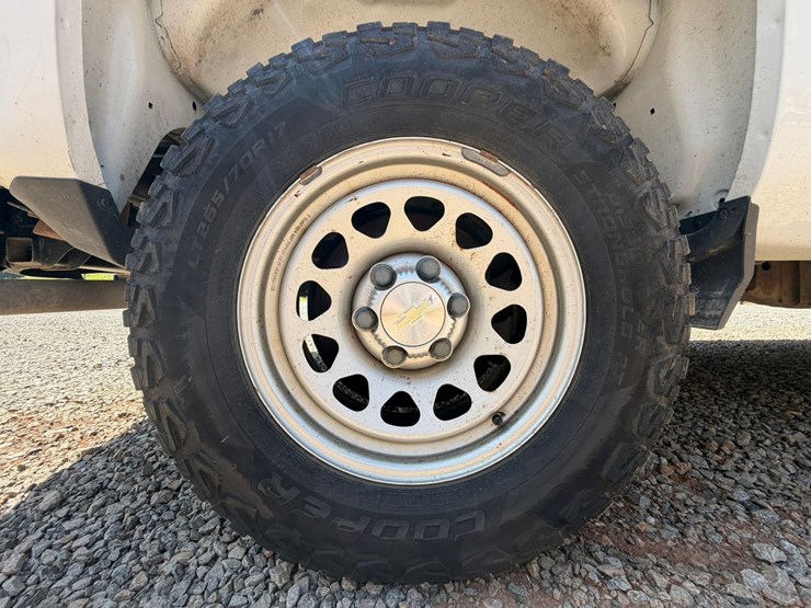 2019-chevrolet-silverado-1500-image-74