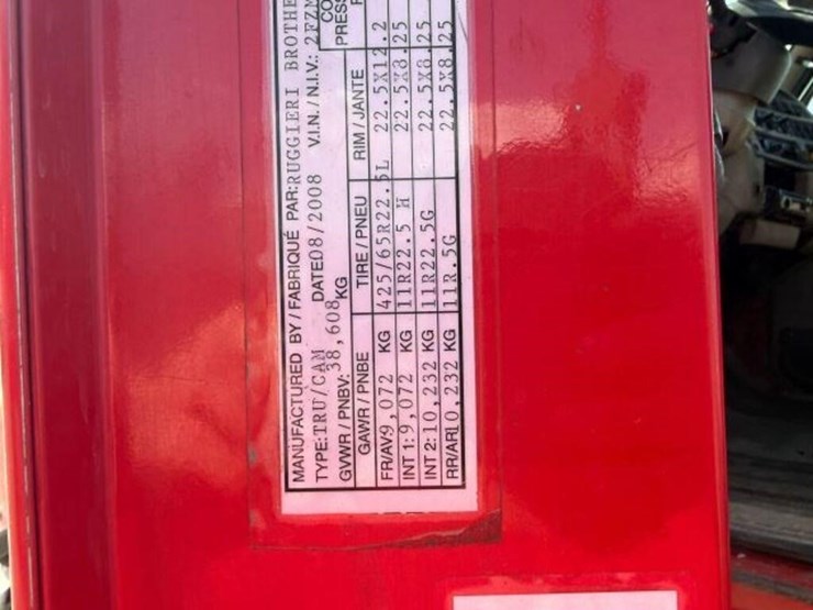 2009-sterling-l8500-image-7