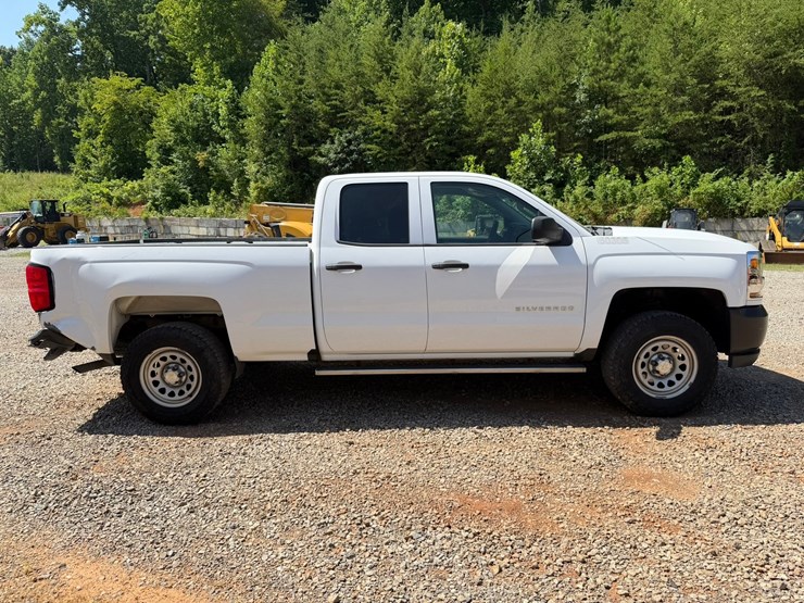 2019-chevrolet-silverado-1500-image-6