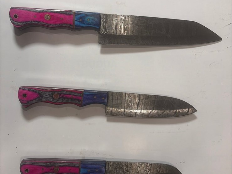 #5936-•-(5)-unused-knives-image-2