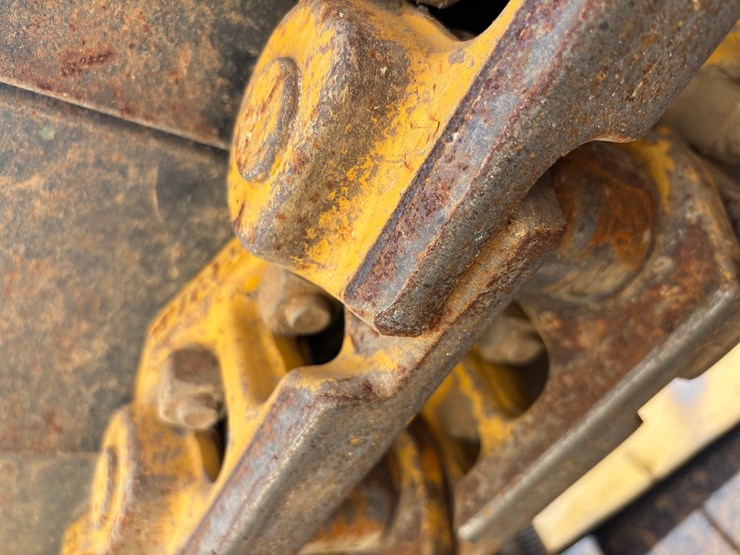 caterpillar-d5c-iii-image-81