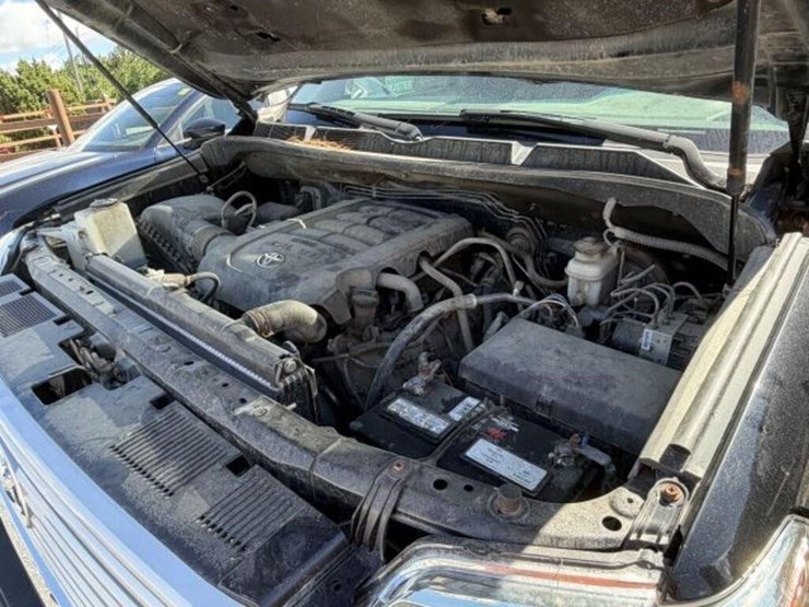 2017-toyota-tundra-image-9
