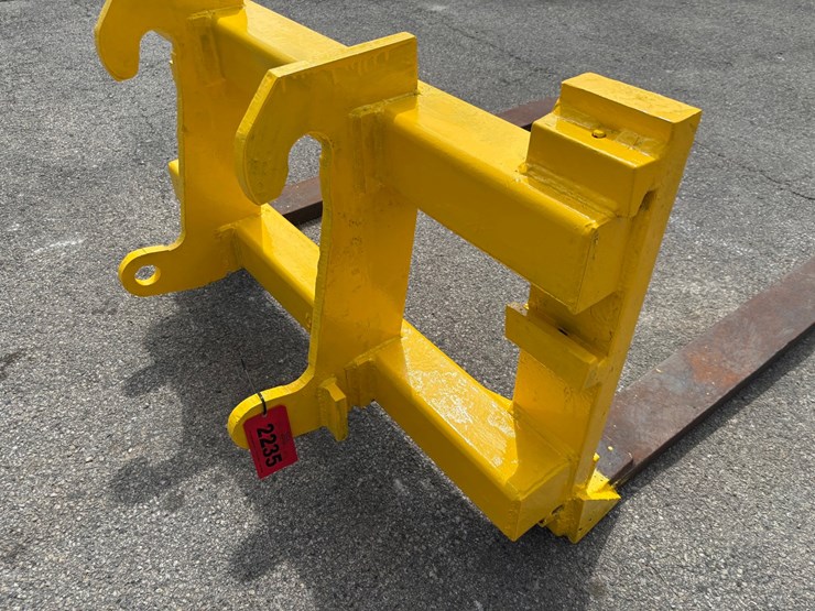 caterpillar-th350b-image-6