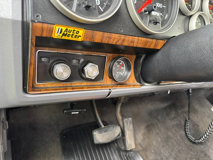 1980-ford-f350-image-30