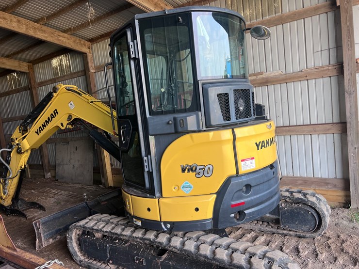 yanmar-vio50-6a-image-1